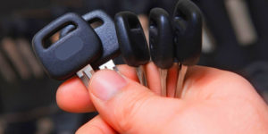 locksmith car key replacement - Edwards Bros Locksmith